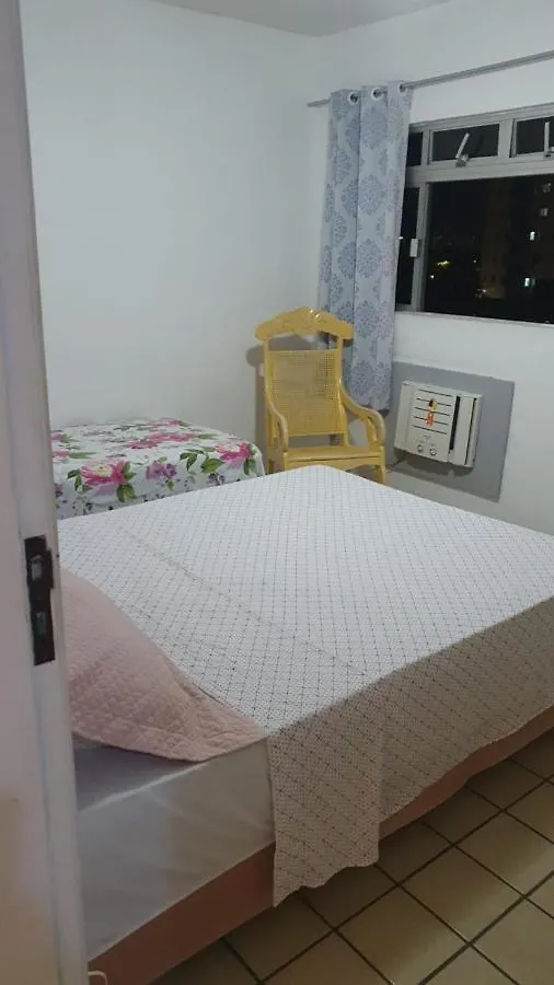 Quarto em Acomodações Particulares Suite E Quartos -1 Suite Com Banheiro Privativo - 2 Quartos Triplos - Banheiro Social Recife