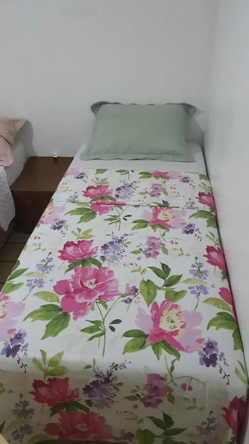 Homestay Suite E Quartos -1 Suite Com Banheiro Privativo - 2 Quartos Triplos - Banheiro Social Recife Brazil